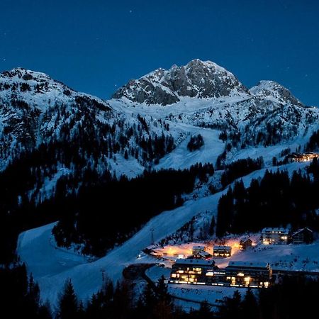 Apartment Bergkristall Sonnenalpe Nassfeld Exterior foto